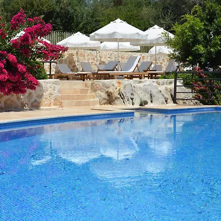 Dardanos Hotel